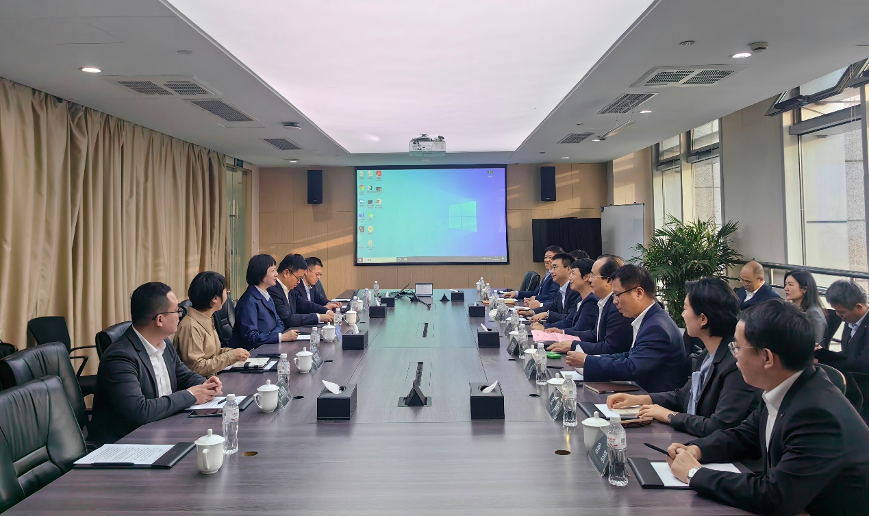 招商局集團總經(jīng)理石岱與威尼斯9499登錄入口股份洽談合作